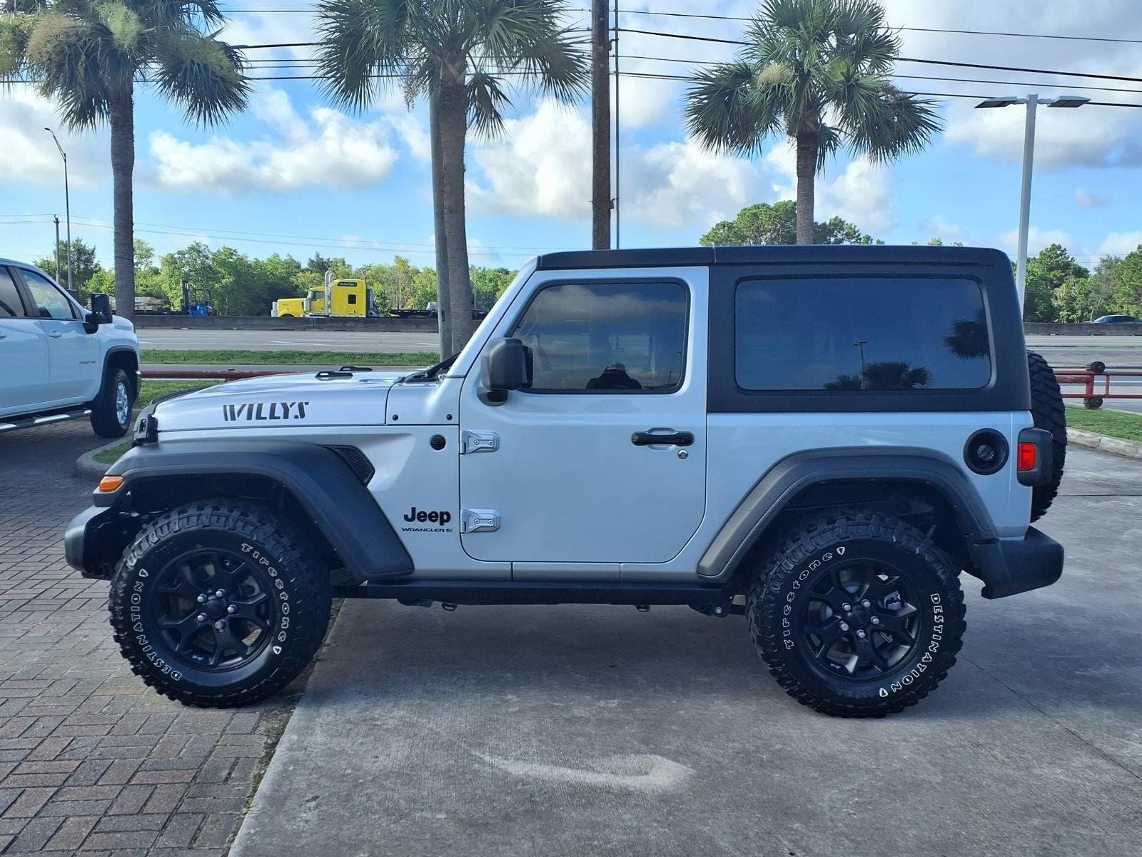 2023 Jeep Wrangler Sport