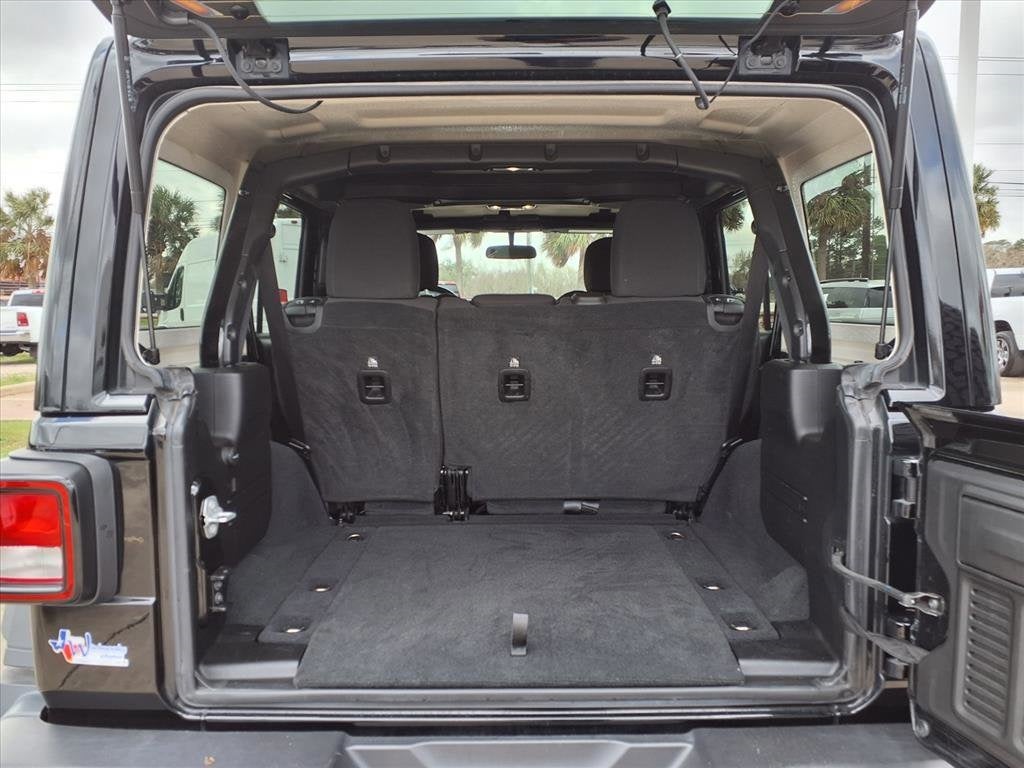 2022 Jeep Wrangler Unlimited High Tide