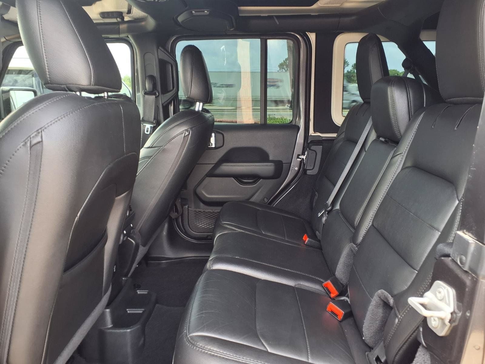 2022 Jeep Wrangler Unlimited Sahara Altitude