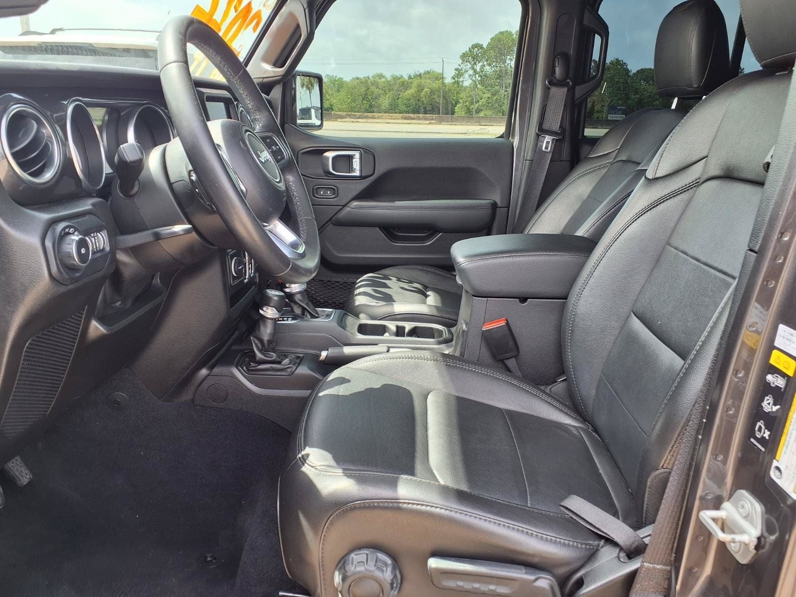 2022 Jeep Wrangler Unlimited Sahara Altitude