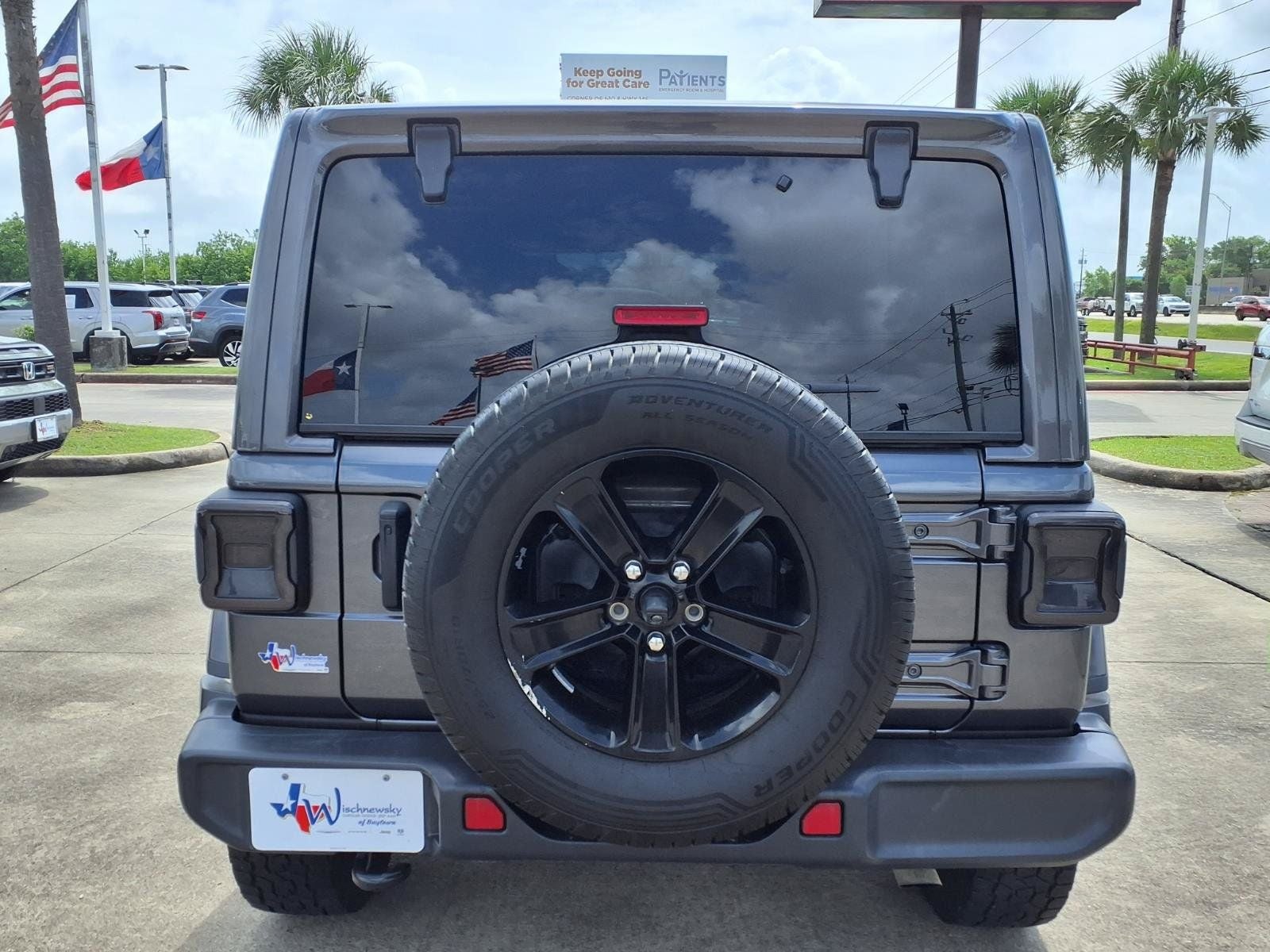 2022 Jeep Wrangler Unlimited Sahara Altitude