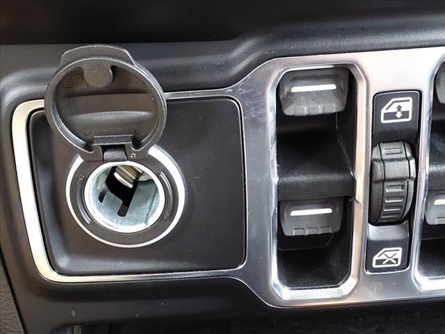 2022 Jeep Wrangler Unlimited Sahara Altitude
