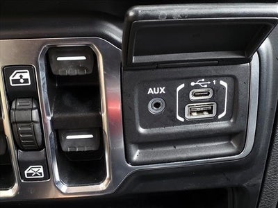 2022 Jeep Wrangler Unlimited Sahara Altitude