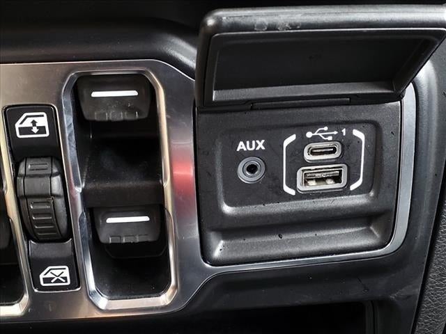 2022 Jeep Wrangler Unlimited Sahara Altitude