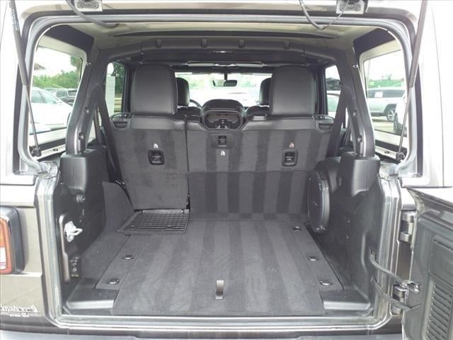 2022 Jeep Wrangler Unlimited Sahara Altitude