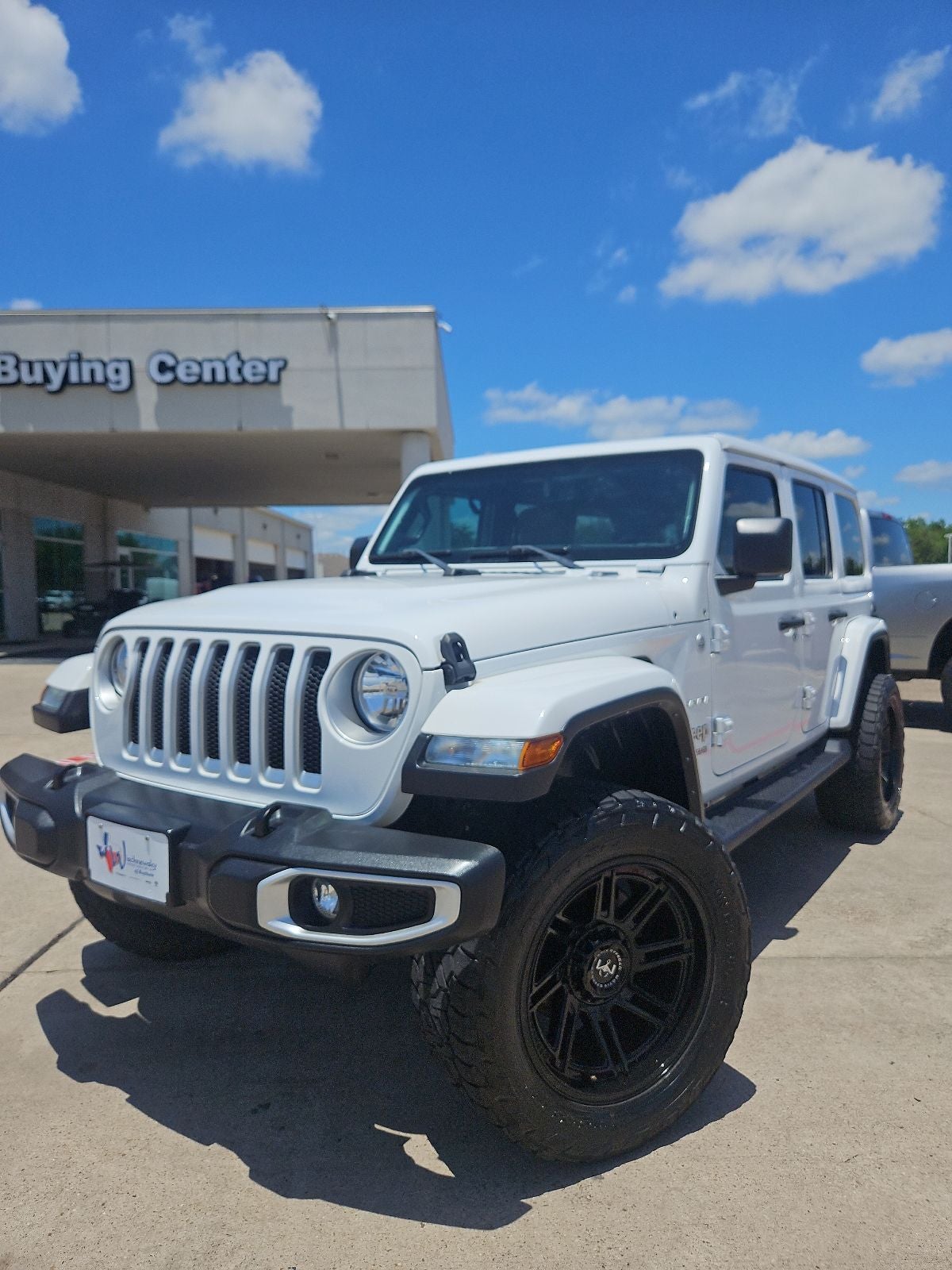 2022 Jeep Wrangler Sahara's photo