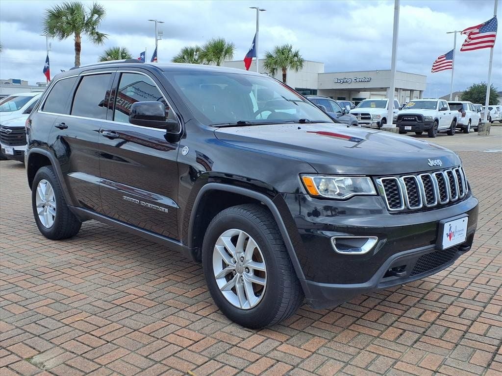 2017 Jeep Grand Cherokee Laredo
