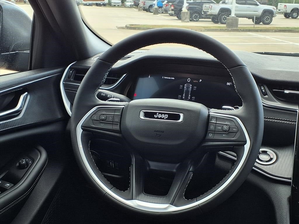 2025 Jeep Grand Cherokee Laredo X