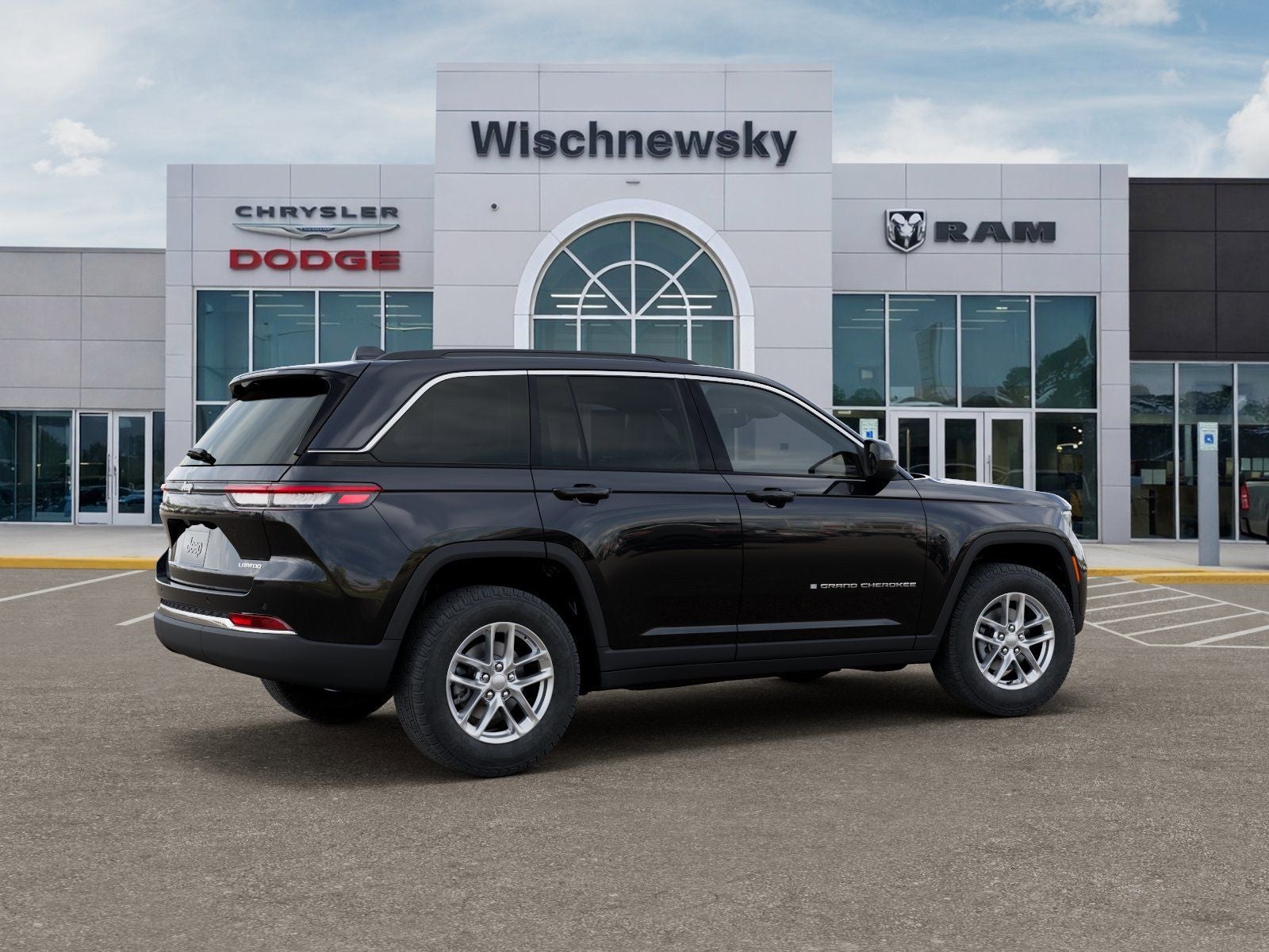 2026 Jeep Grand Cherokee Laredo