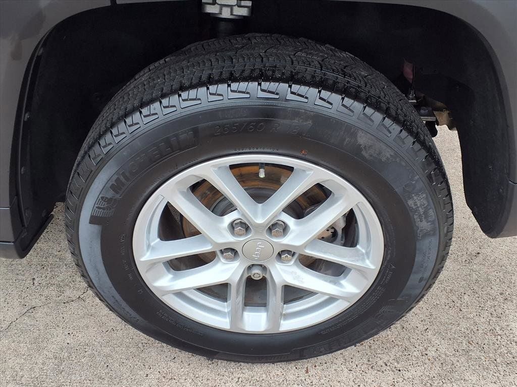 2024 Jeep Grand Cherokee Laredo
