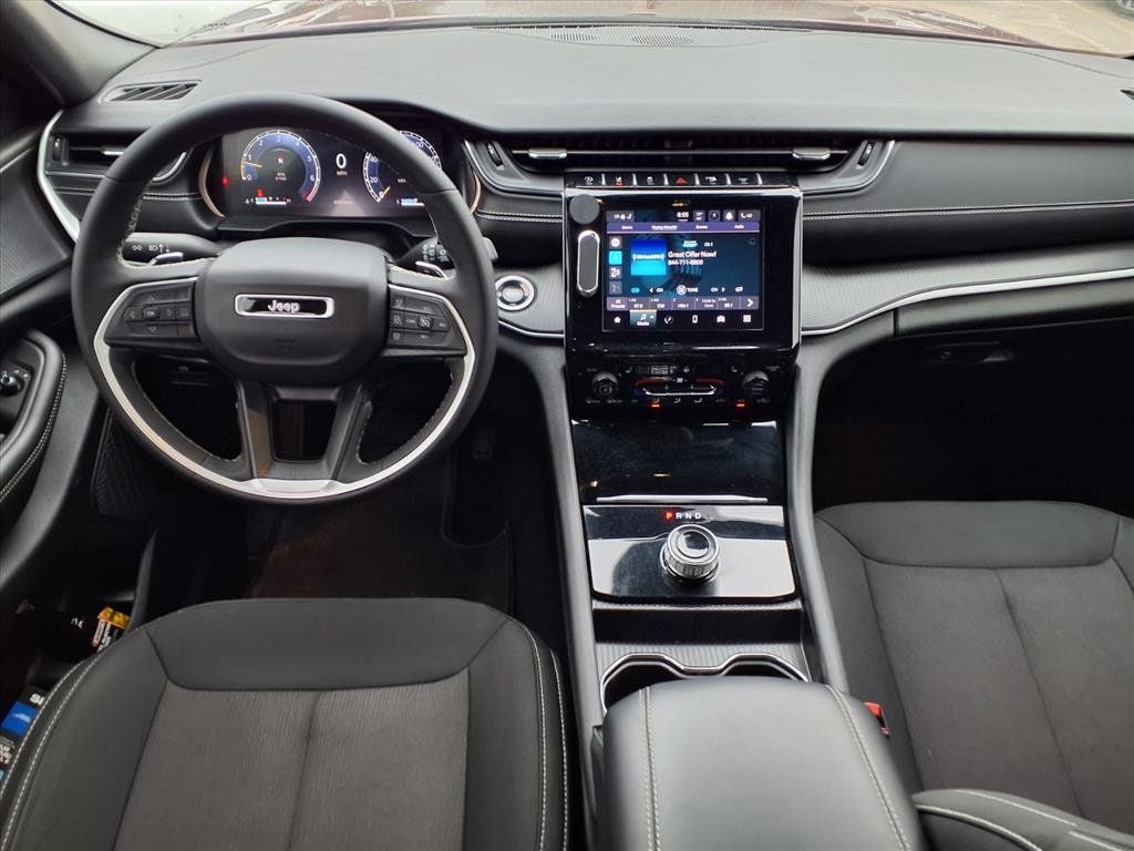 2024 Jeep Grand Cherokee Laredo