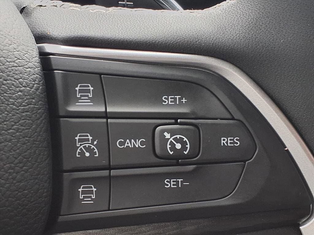 2024 Jeep Grand Cherokee Laredo
