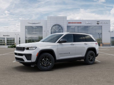 2026 Jeep Grand Cherokee Laredo