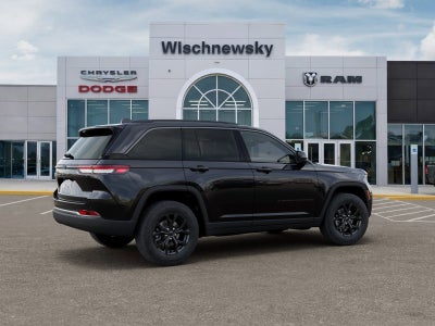 2026 Jeep Grand Cherokee Laredo