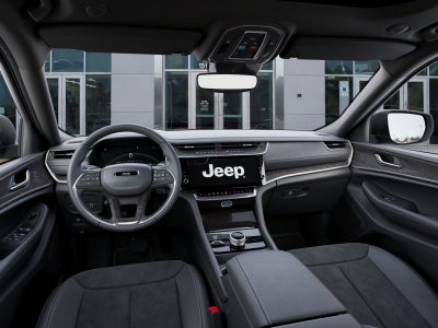 2026 Jeep Grand Cherokee Laredo Altitude