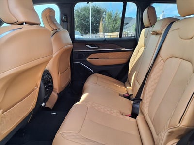 2025 Jeep Grand Cherokee Summit