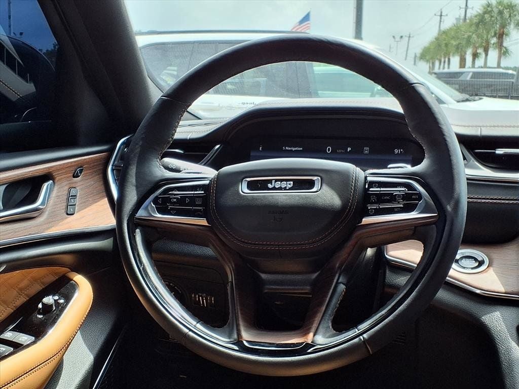 2025 Jeep Grand Cherokee Summit