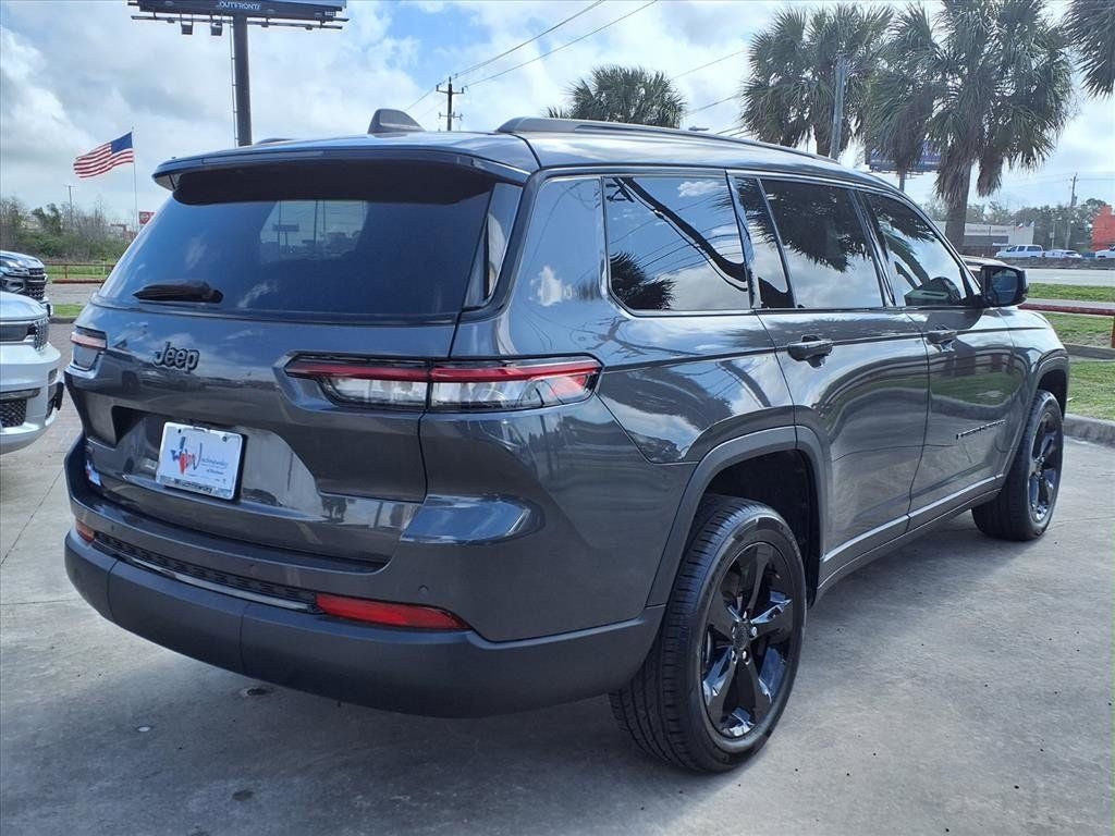 2022 Jeep Grand Cherokee L Altitude