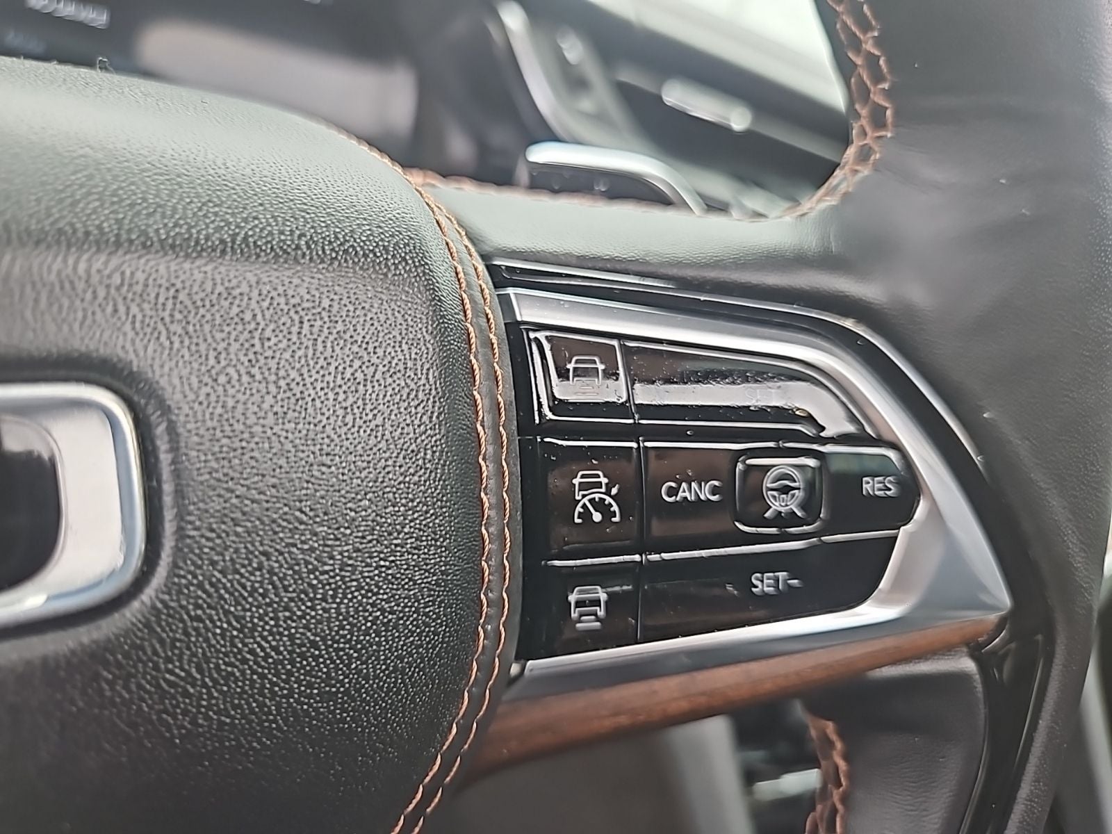 2023 Jeep Grand Cherokee L Summit