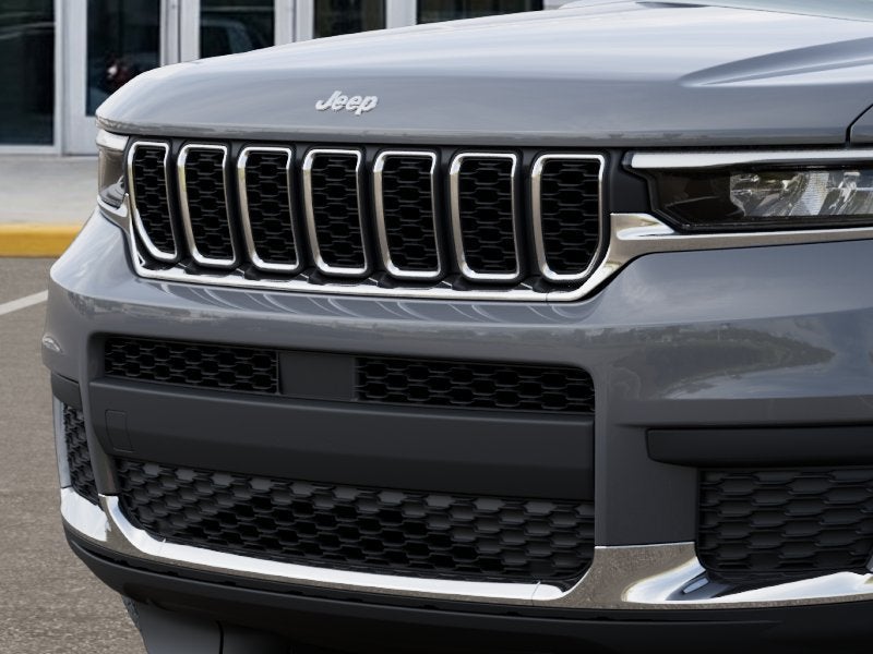 2027 Jeep Grand Cherokee L Laredo