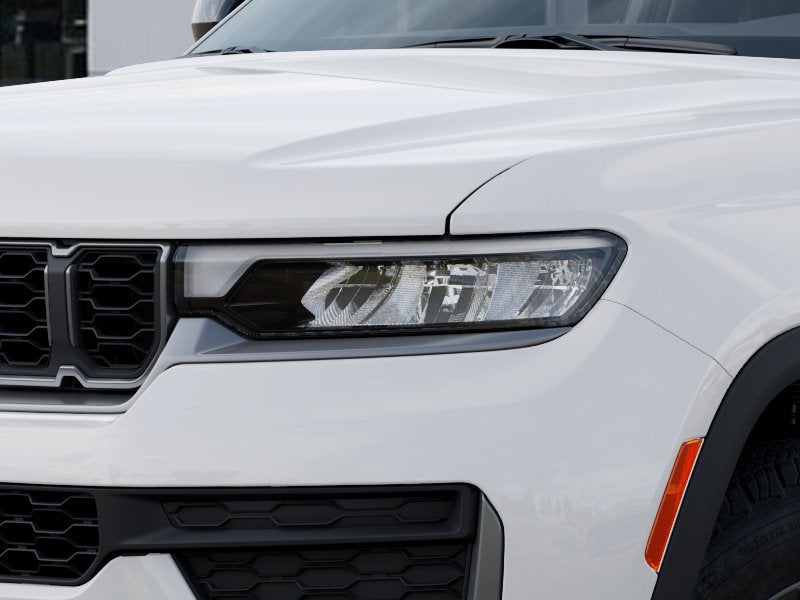 2027 Jeep Grand Cherokee L Laredo Altitude