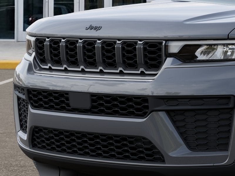 2027 Jeep Grand Cherokee L Laredo Altitude
