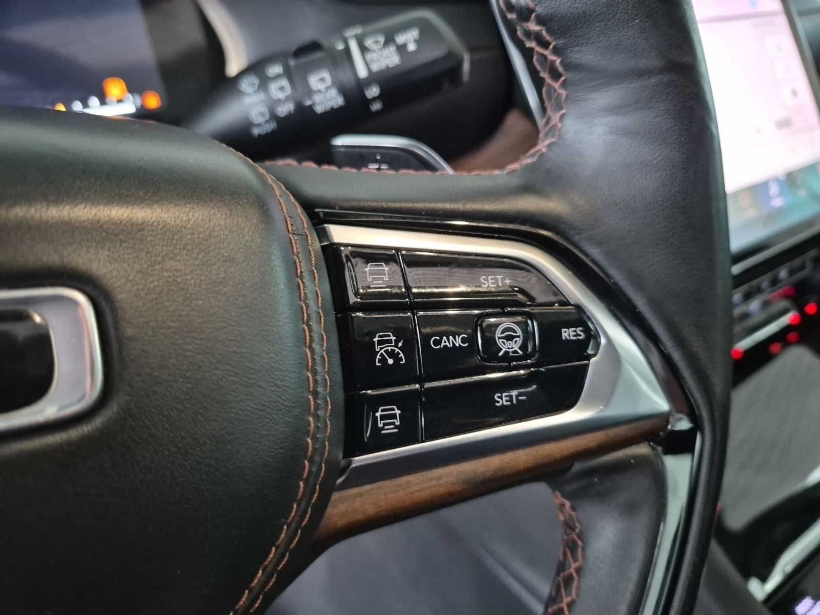 2023 Jeep Grand Cherokee L Summit