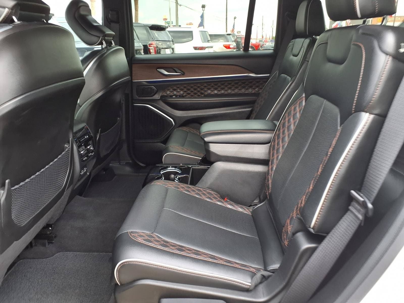 2023 Jeep Grand Cherokee L Summit