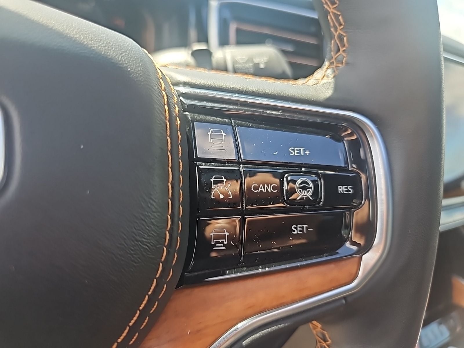 2024 Jeep Grand Wagoneer L Series III