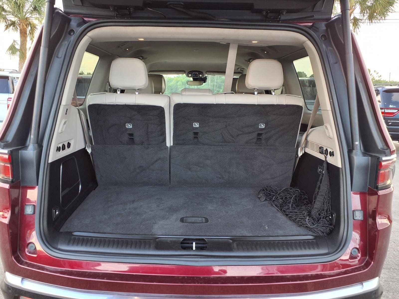 2022 Jeep Wagoneer Series III