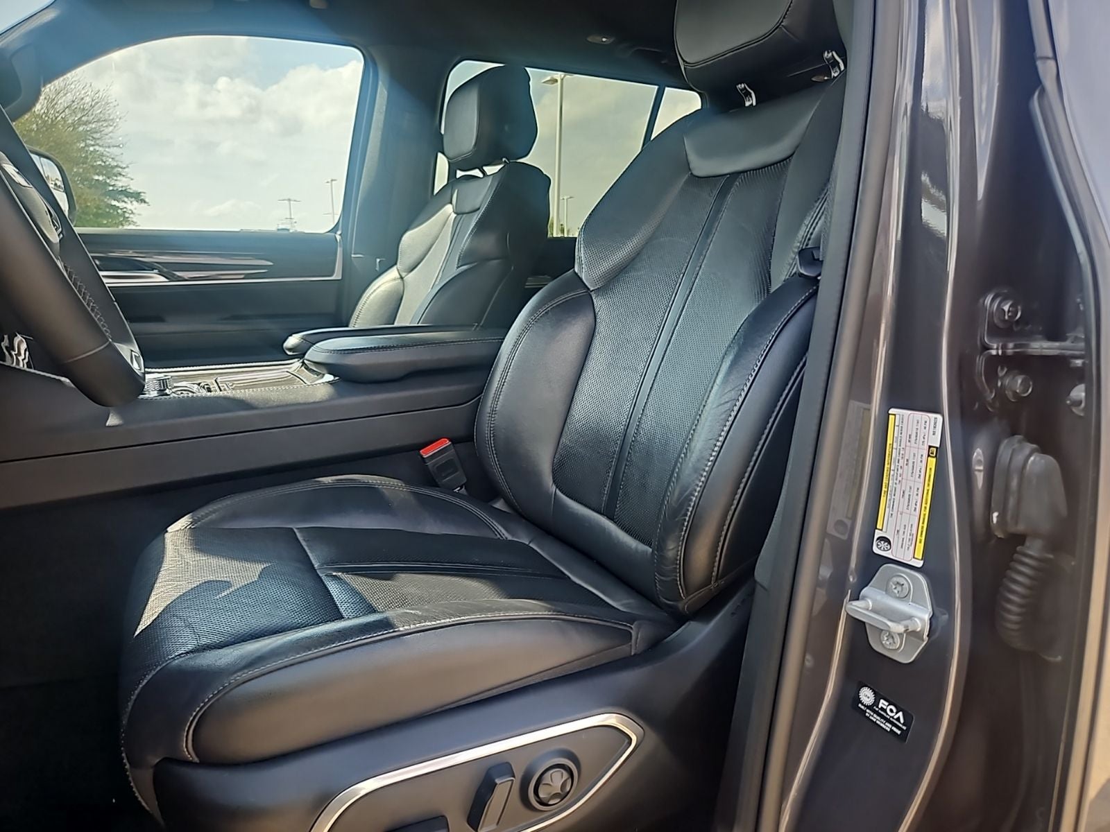 2022 Jeep Wagoneer Series II