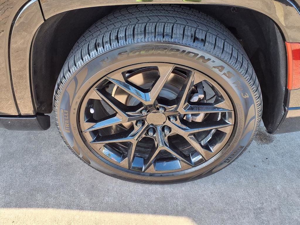 2023 Jeep Grand Wagoneer Series II