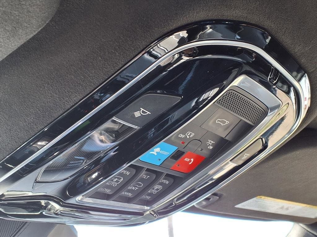 2023 Jeep Grand Wagoneer Series II