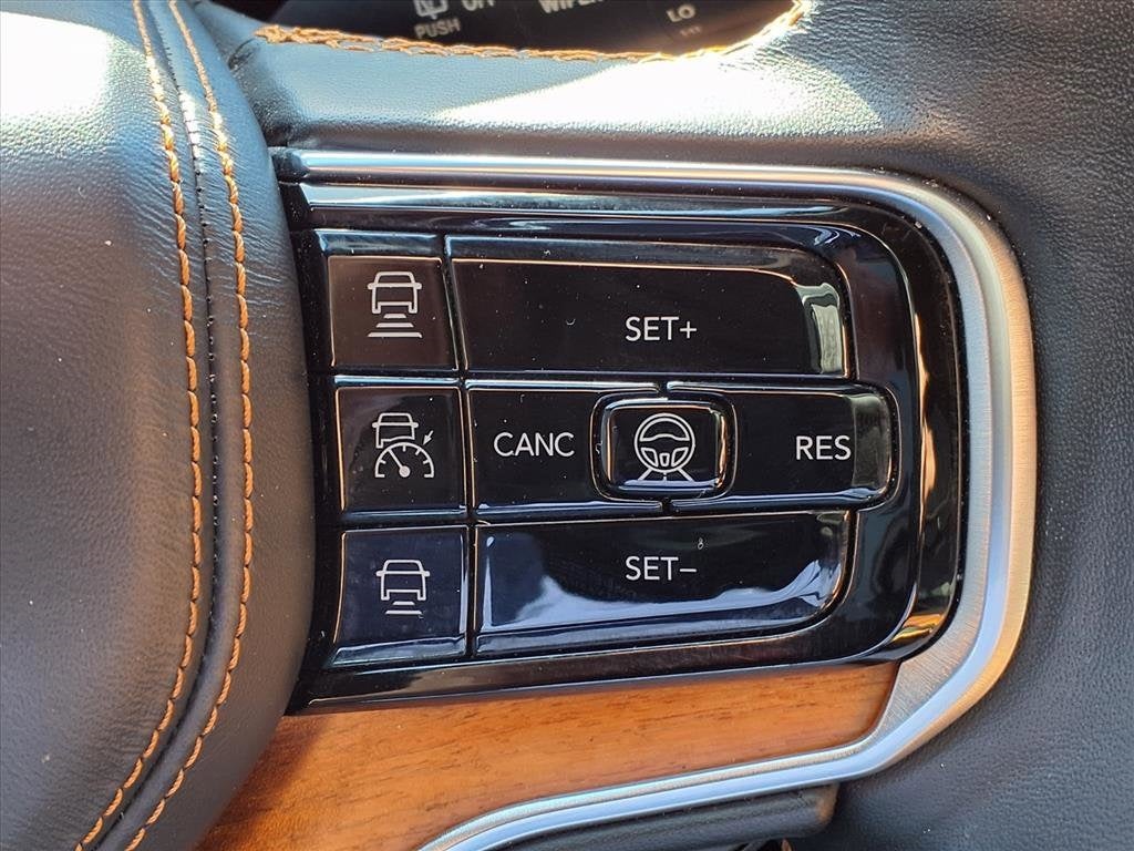 2022 Jeep Grand Wagoneer Series III