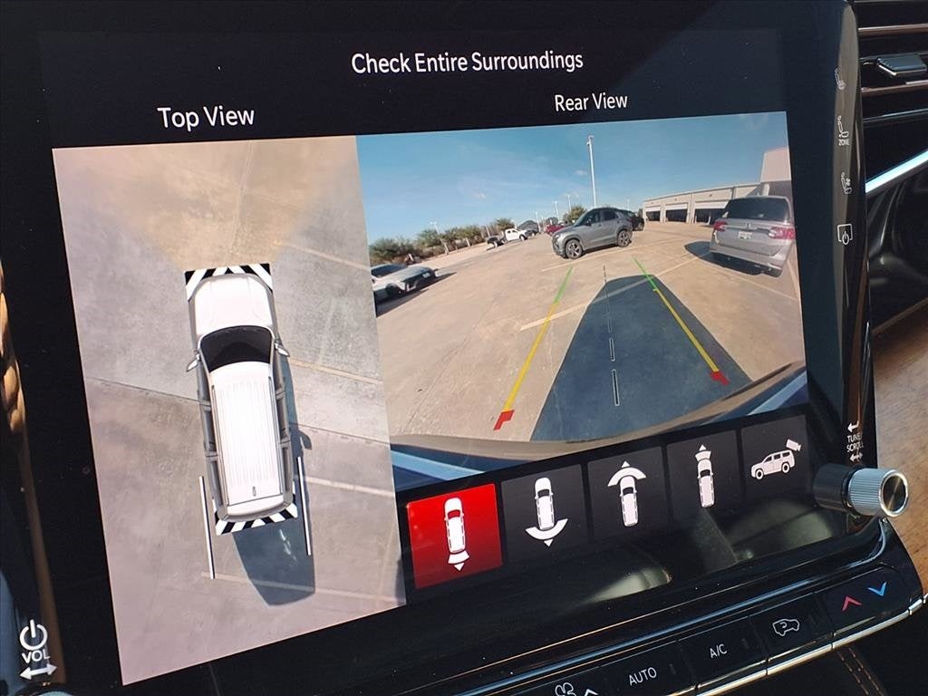 2022 Jeep Grand Wagoneer Series III