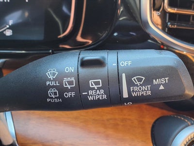 2022 Jeep Grand Wagoneer Series III