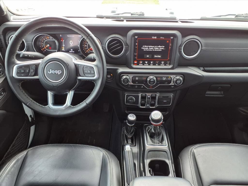 2022 Jeep Gladiator Overland