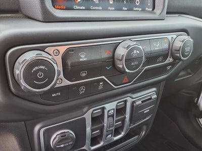 2022 Jeep Gladiator Overland