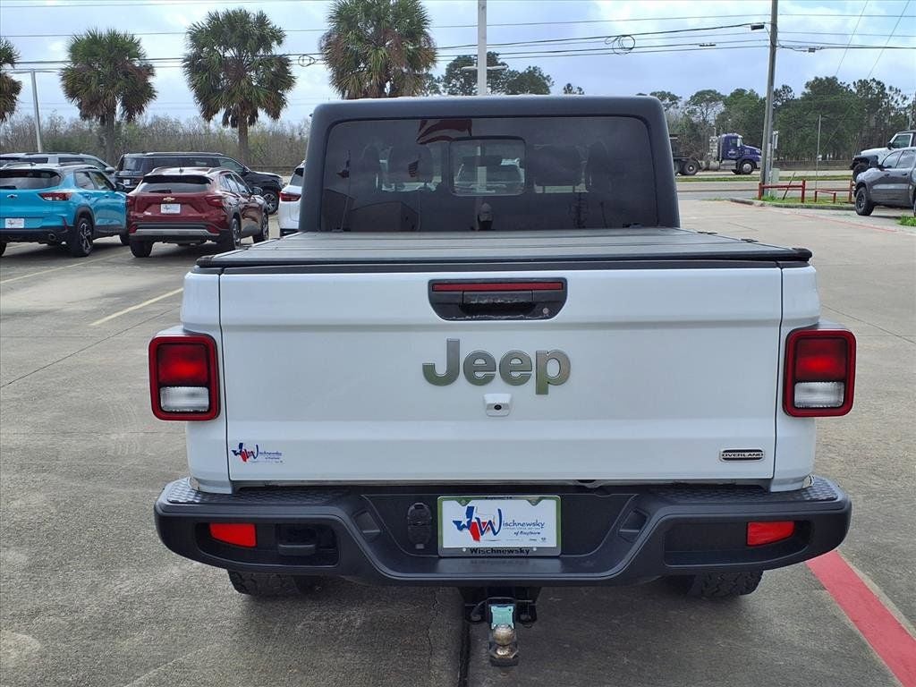 2022 Jeep Gladiator Overland