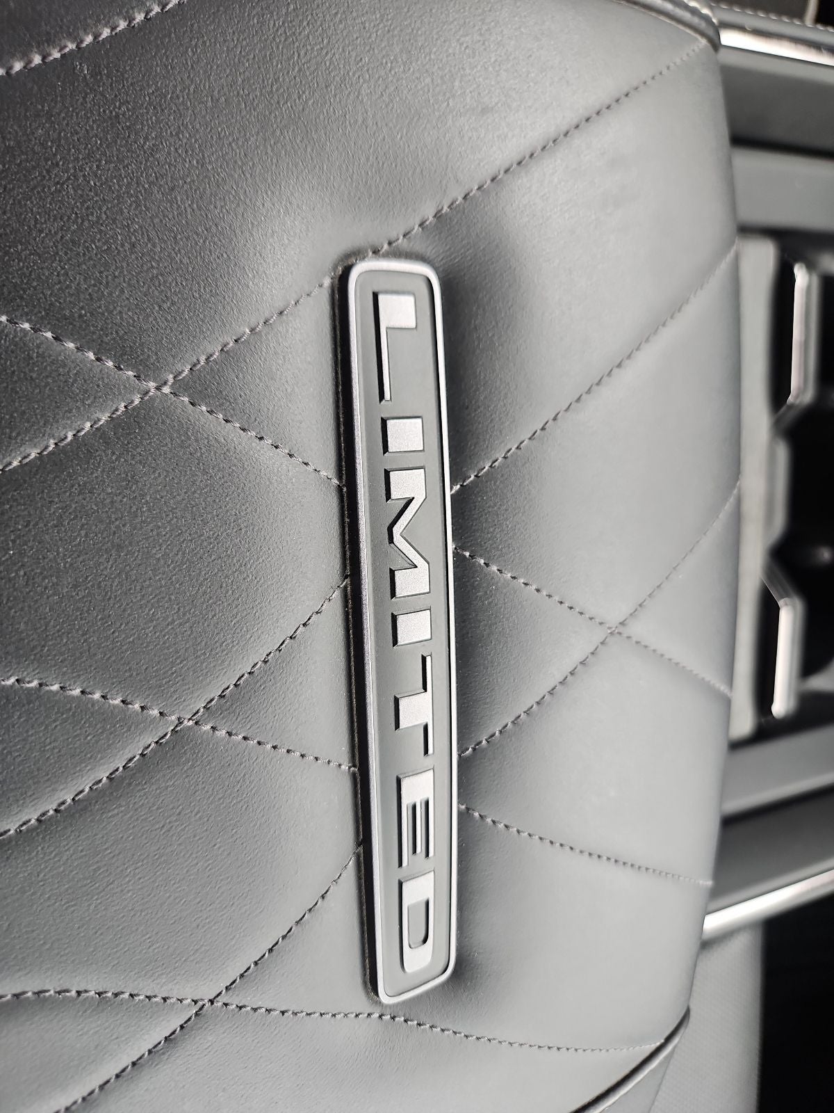 2025 RAM 1500 Limited