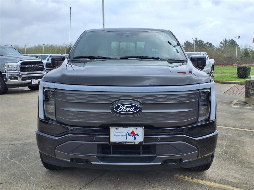 2025 Ford F-150 Lightning Lariat