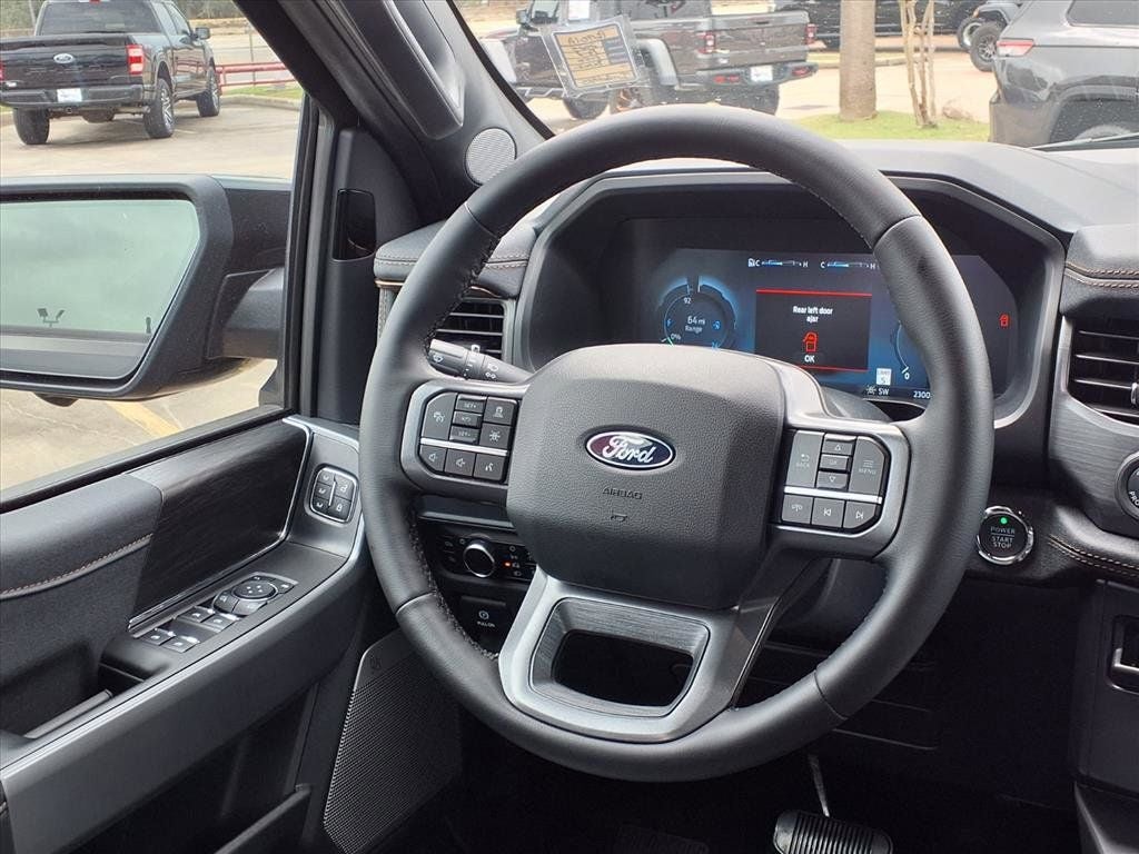 2025 Ford F-150 Lightning Lariat