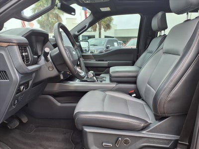 2025 Ford F-150 Lightning Lariat