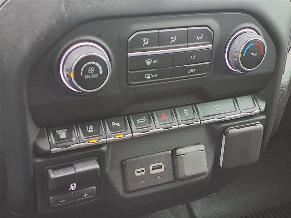 2024 Chevrolet Silverado 2500HD Custom