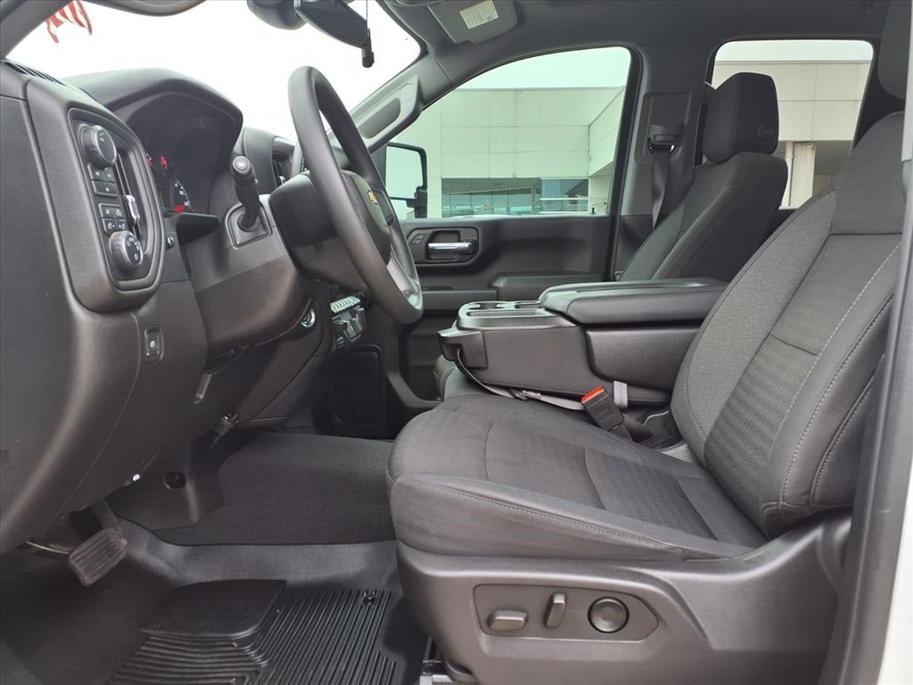 2024 Chevrolet Silverado 2500HD Custom