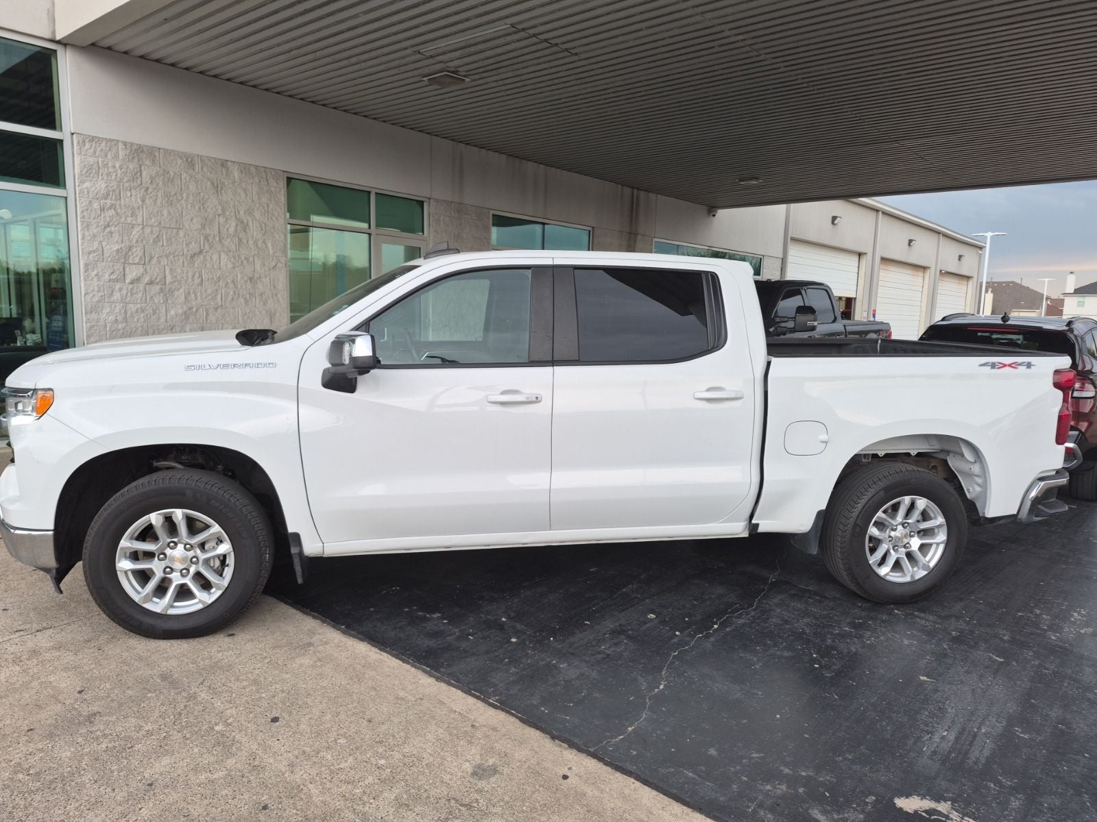 2025 Chevrolet Silverado 1500 LT LT1