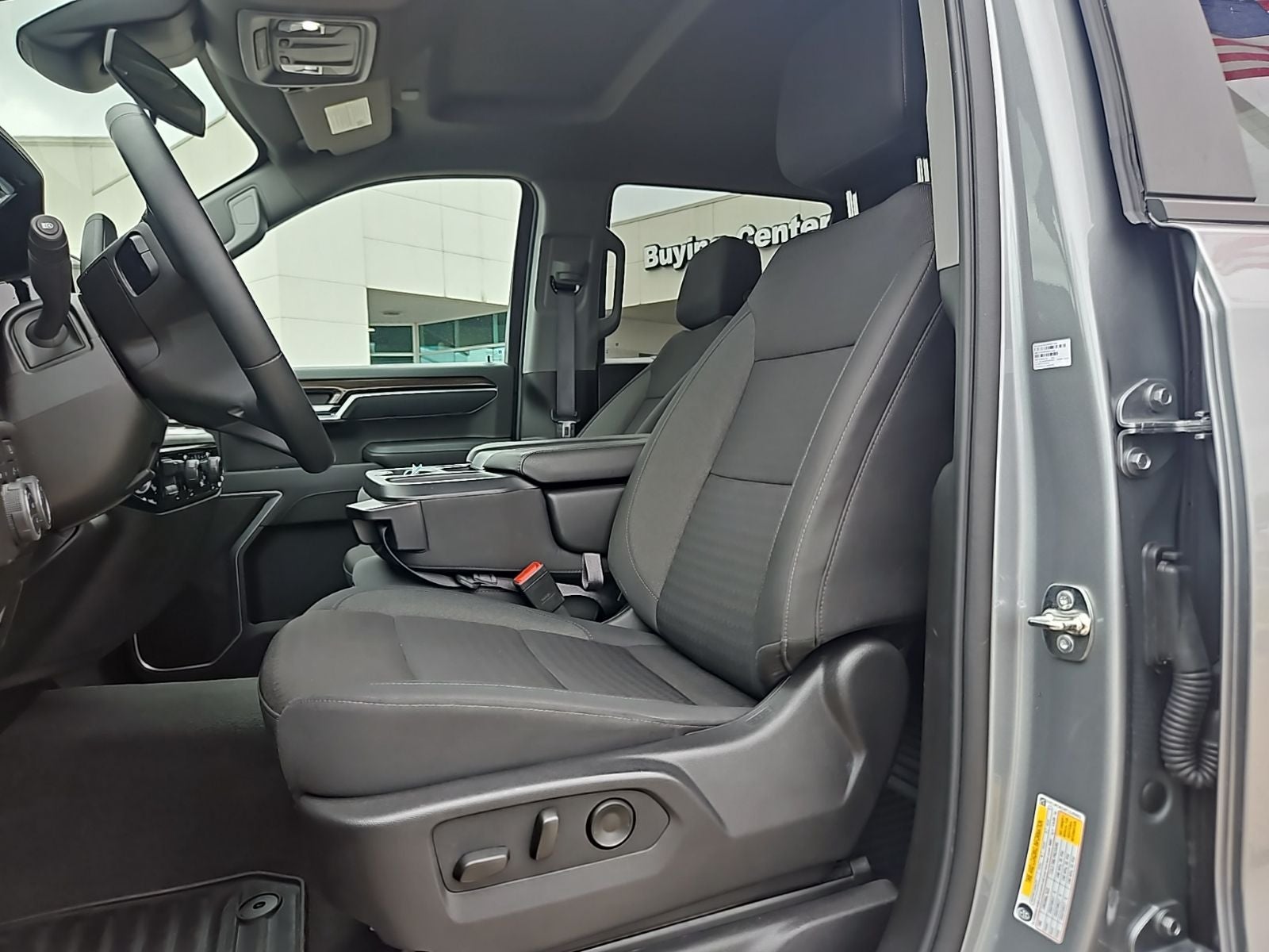 2026 Chevrolet Silverado 1500 LT LT1