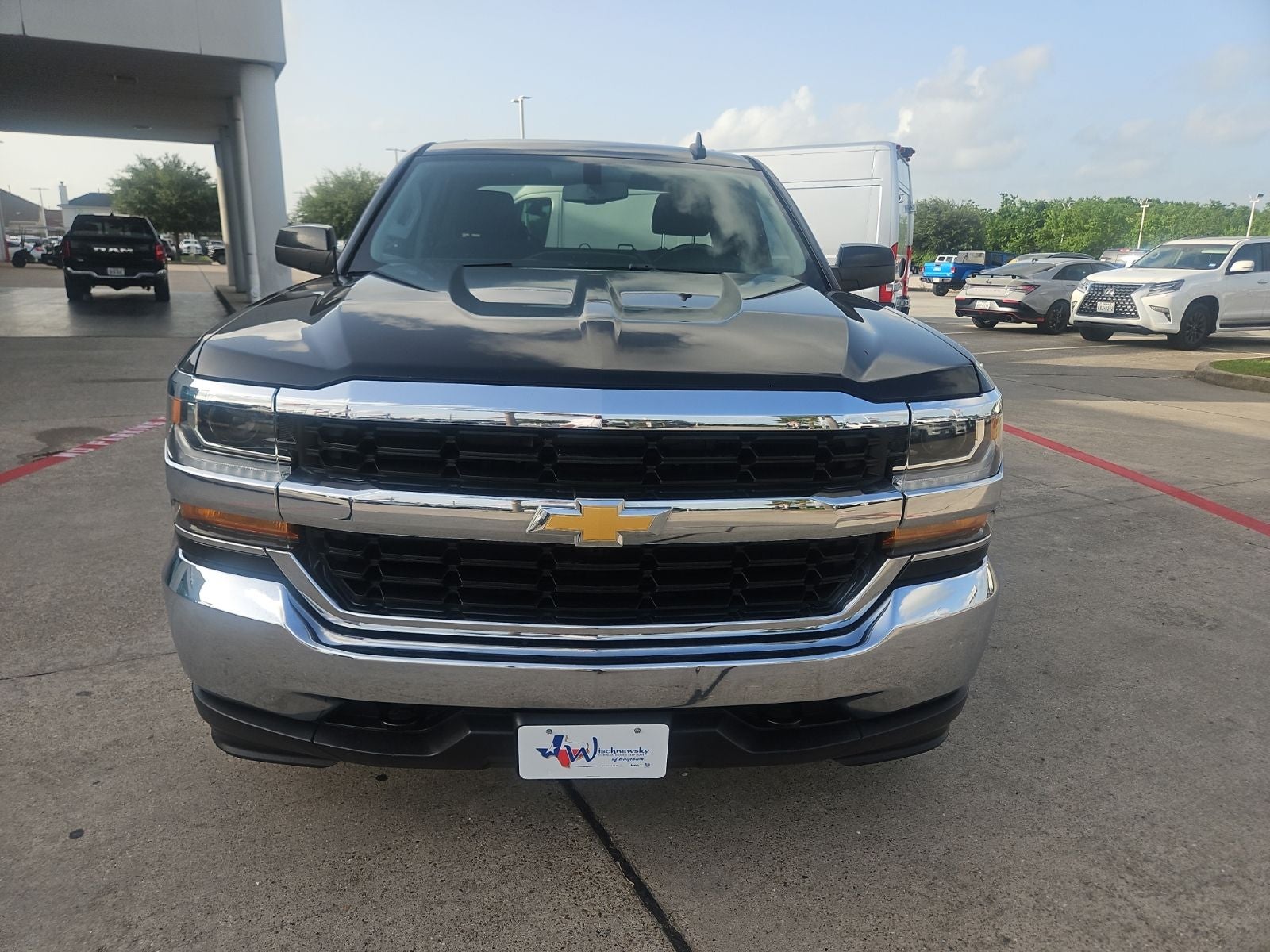2018 Chevrolet Silverado 1500 LT LT1
