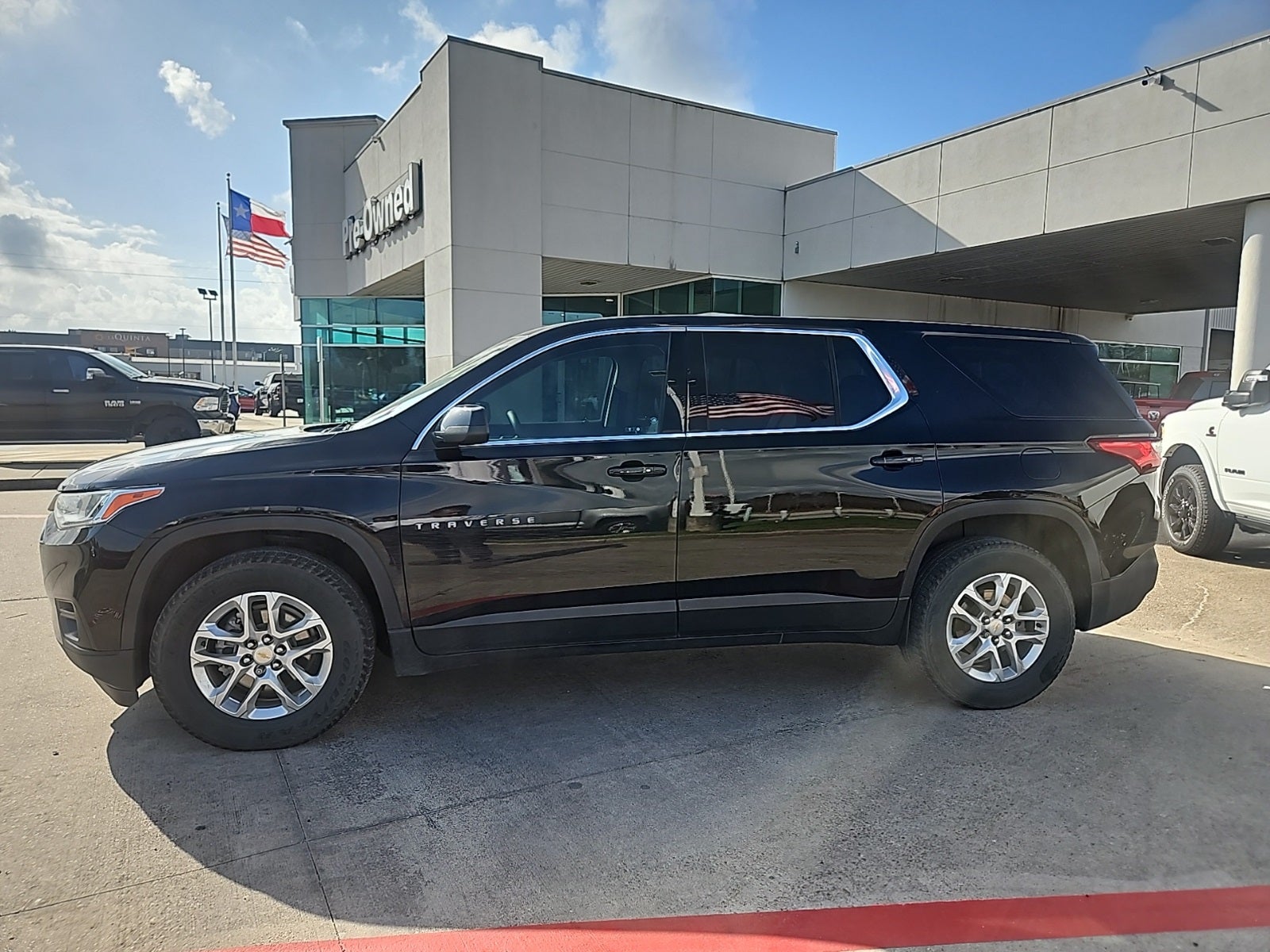 2021 Chevrolet Traverse LS