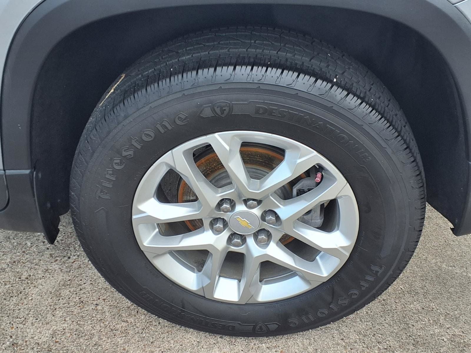 2023 Chevrolet Traverse LS